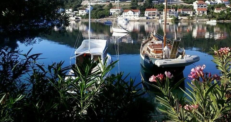 Apartmans And Rooms Dunjini Dvori Korcula Town Bagian luar foto